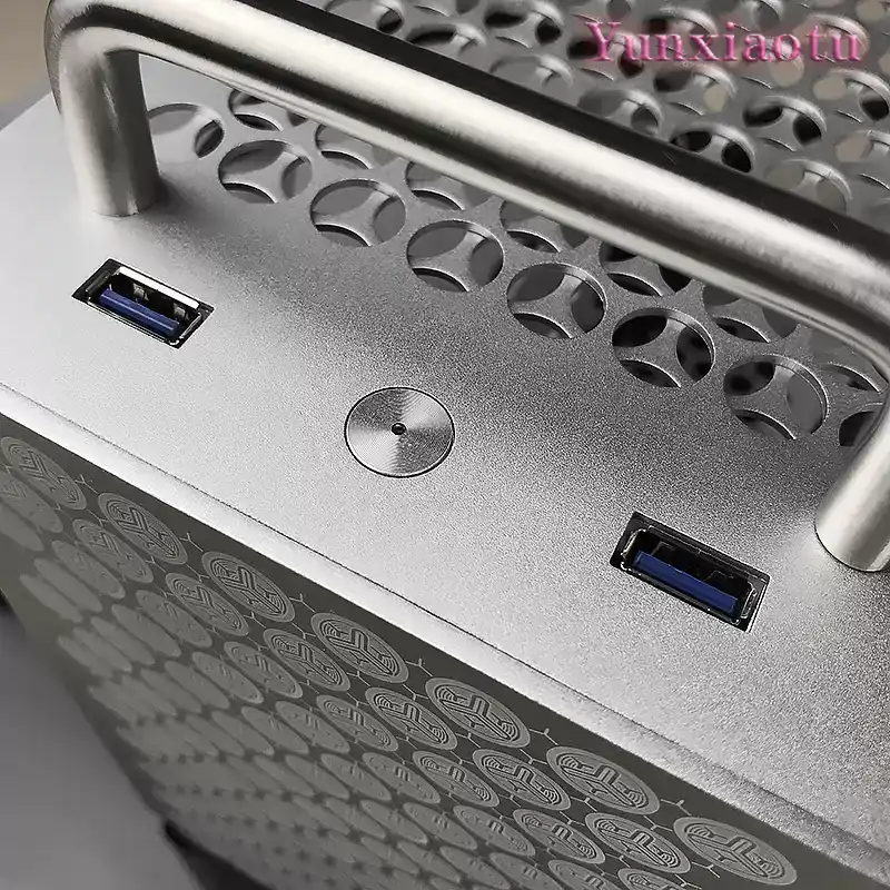 Case per Computer Mini ITX in  - Mini Itx Case With Handle Portable recensione e prezzo
